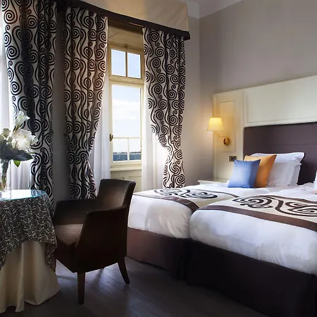 Отель Grand Gardone 4*