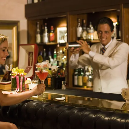 Отель Grand Gardone 4*