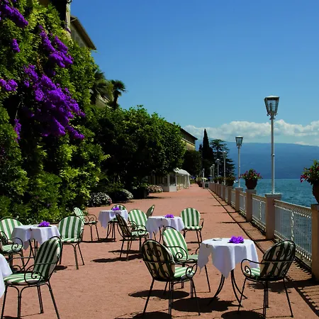 Grand Gardone Отель