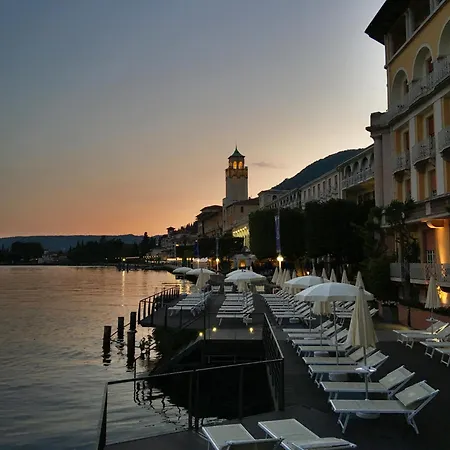 Grand Gardone 4* Гардоне Ривьера