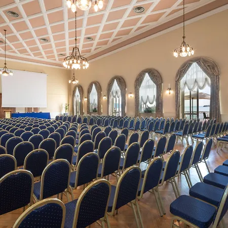 Grand Gardone 4* Гардоне Ривьера