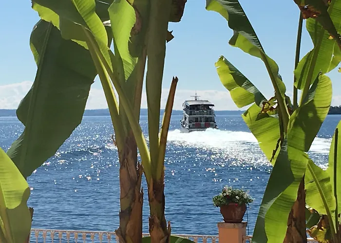 Otel Grand Gardone Gardone Riviera