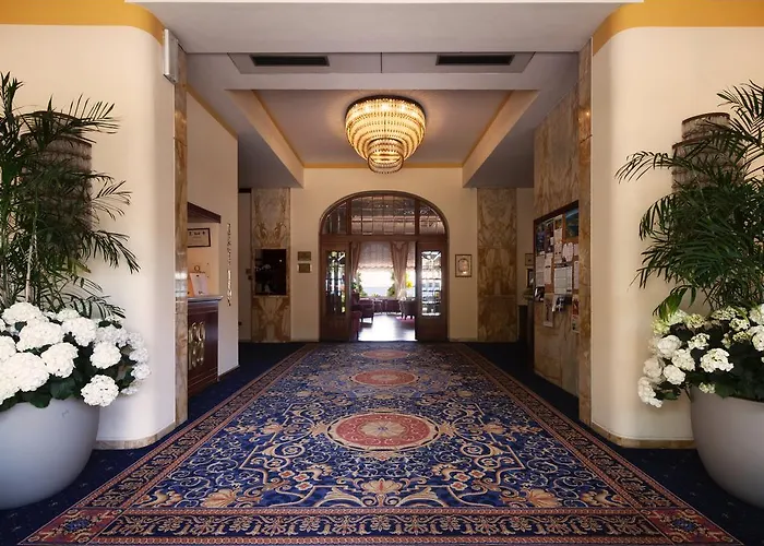 Otel Grand Gardone 4*