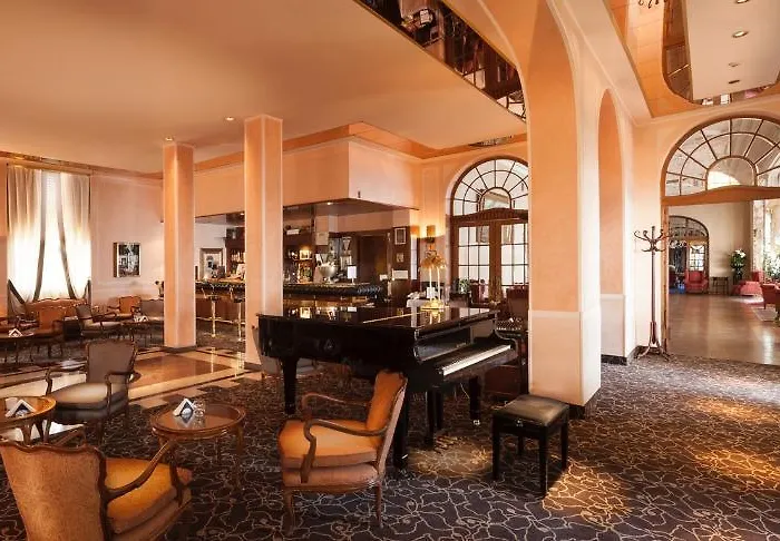 Otel Grand Gardone Gardone Riviera